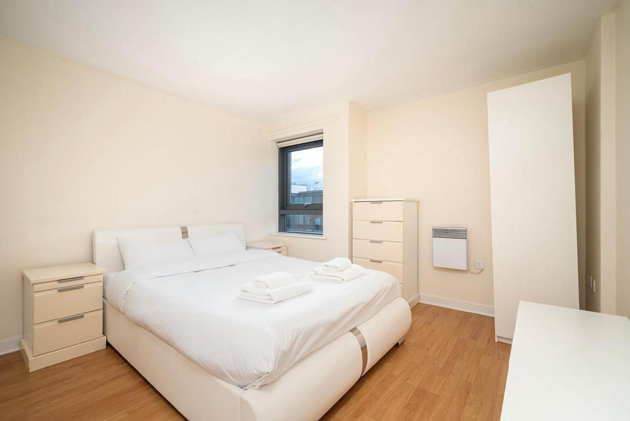 Charming Flat Close To London Stadium Londres Exterior foto